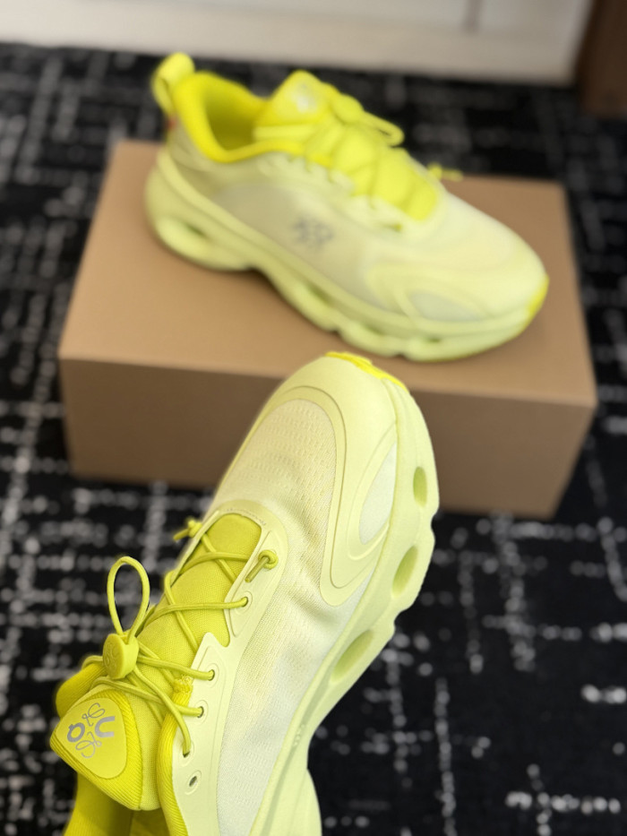L0ew* SNEAKERS LW028