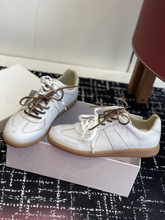 MAISON MARGIELA CALFSKIN S57WS0314