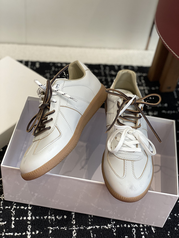 MAISON MARGIELA CALFSKIN S57WS0314