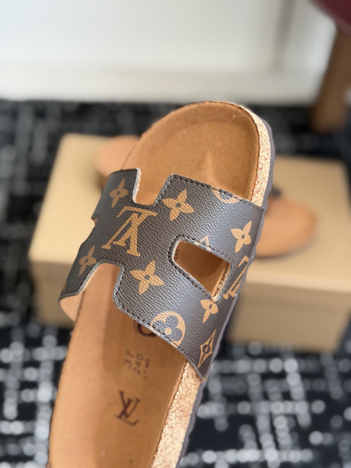 L&V sandal 263