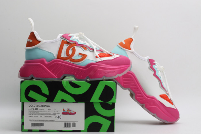 DG Sneaker01