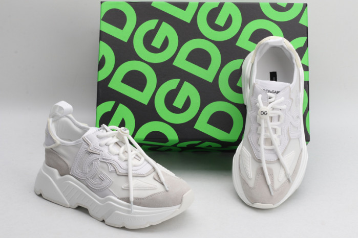 DG Sneaker07