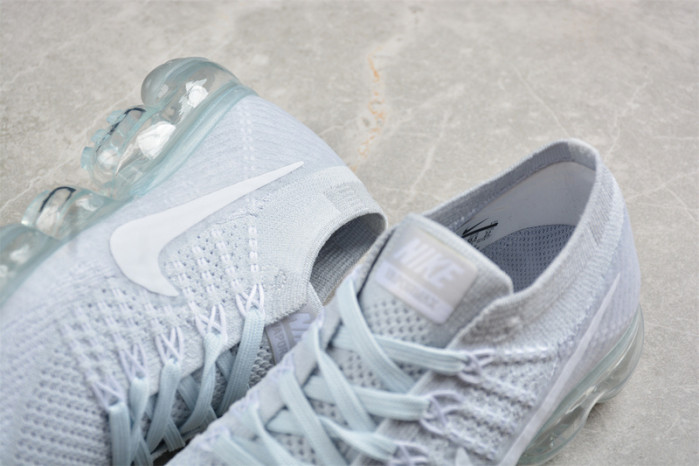 Nike Air VaporMax Triple White 849558-100