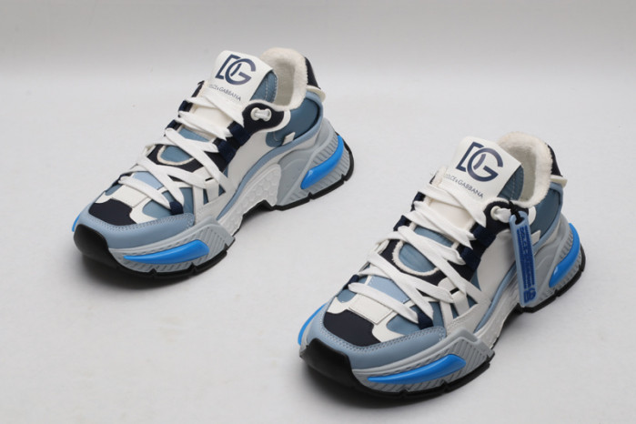 DG Sneaker25