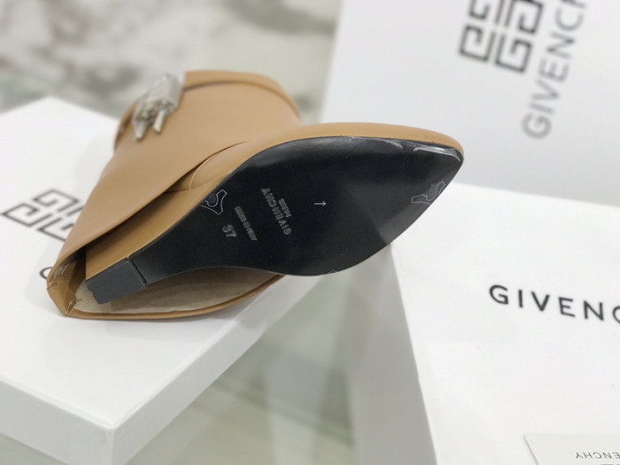 Givenchy Boots 660011