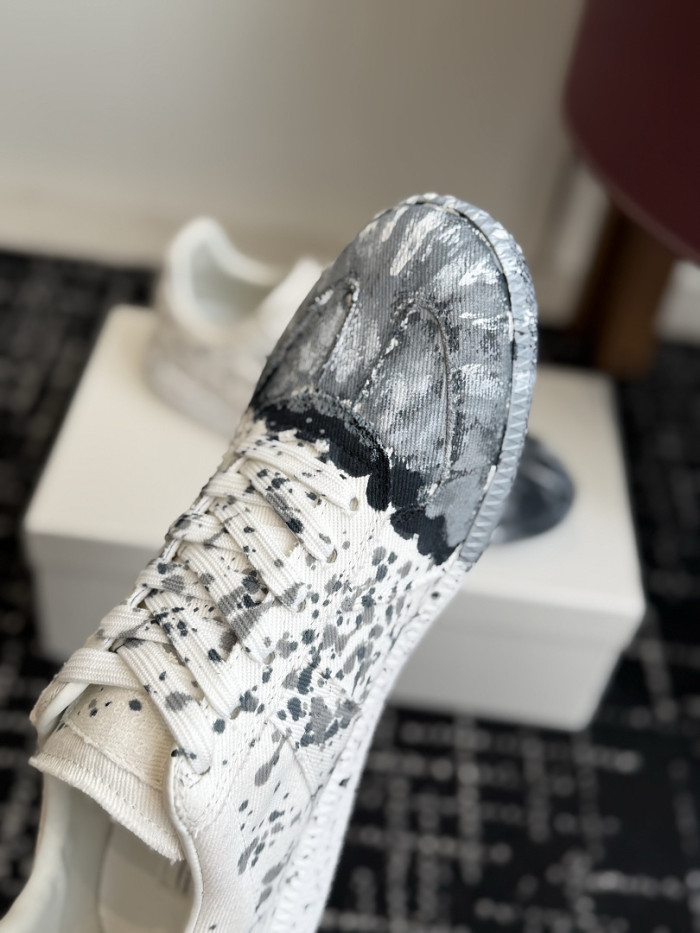 Ma1s0n Marg*e1a CALFSKIN S57WS0426