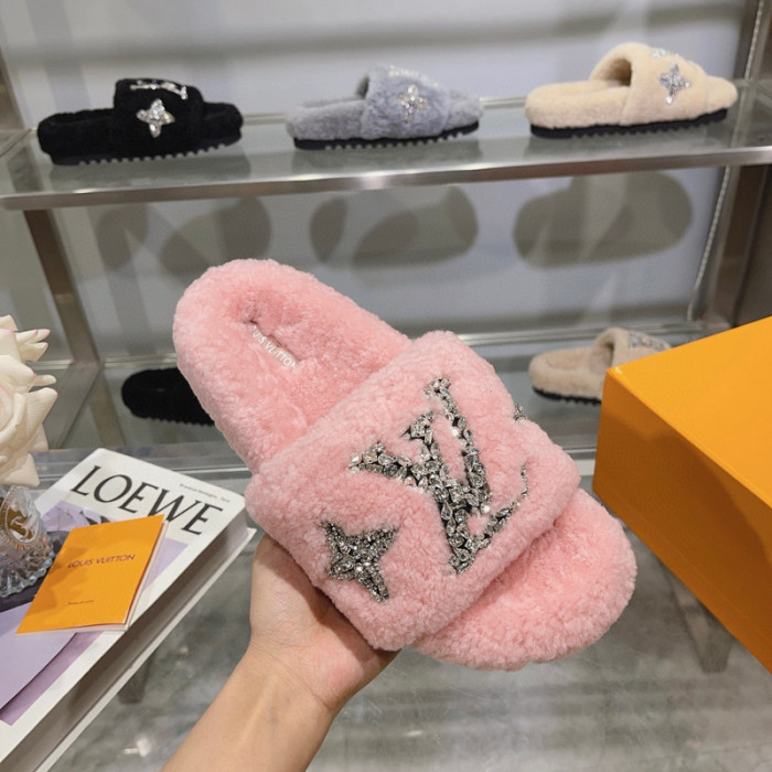 L&V sandal 105