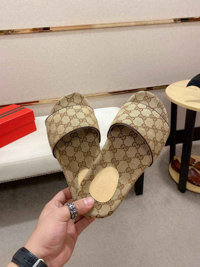Gucc* Sandal135