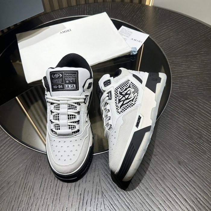 A*iri Sneakers AM249