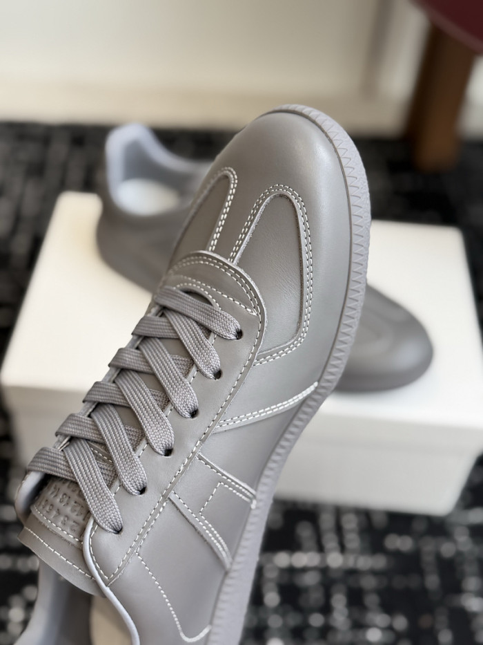 Ma1s0n Marg*e1a CALFSKIN S57WS0443
