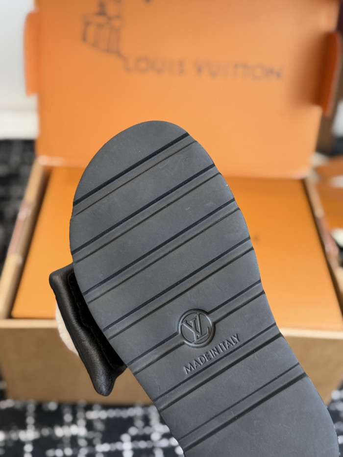 L&V sandal 288