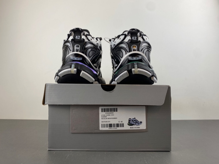 Ba1en*iaga Runner LED sneaker W3RB2 9010