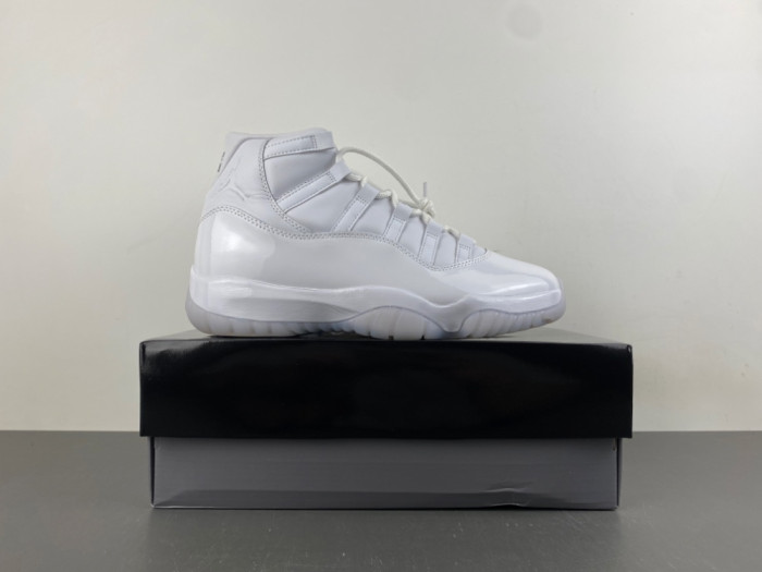 Air Jordan 11 Retro Comme des Garçons Homme Plus White IV7639-100