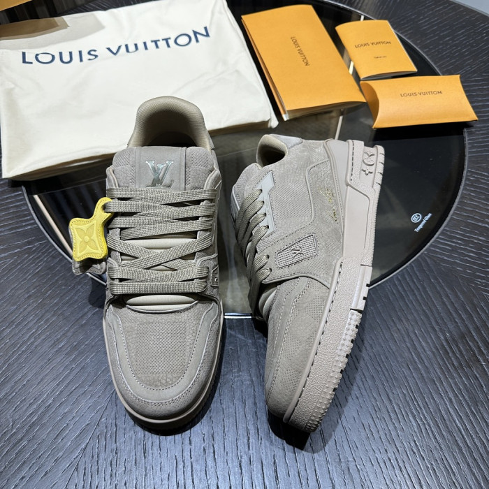 LV snekaers L0000773
