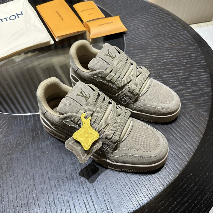 LV snekaers L0000773