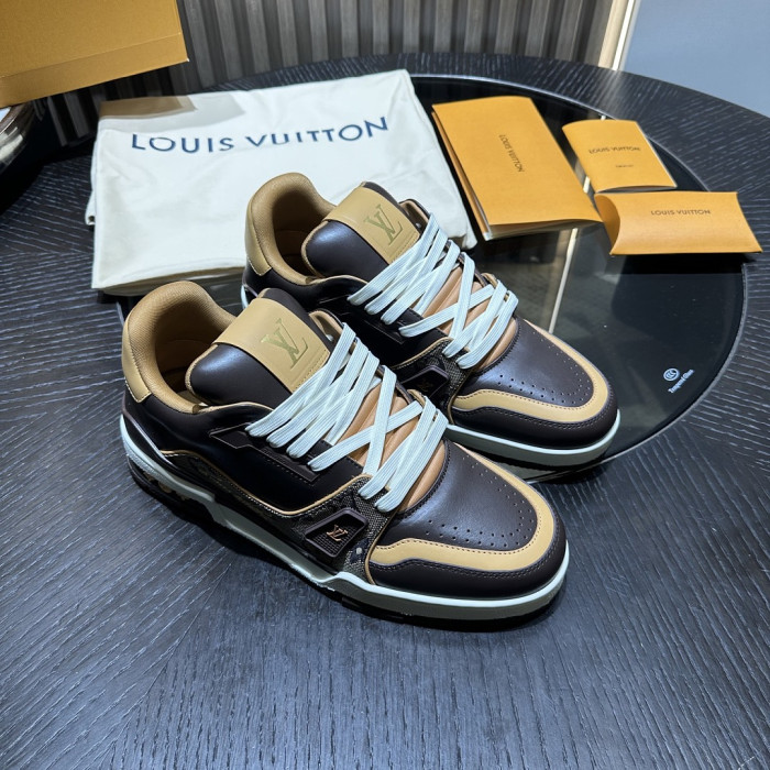 LV snekaers L0000771