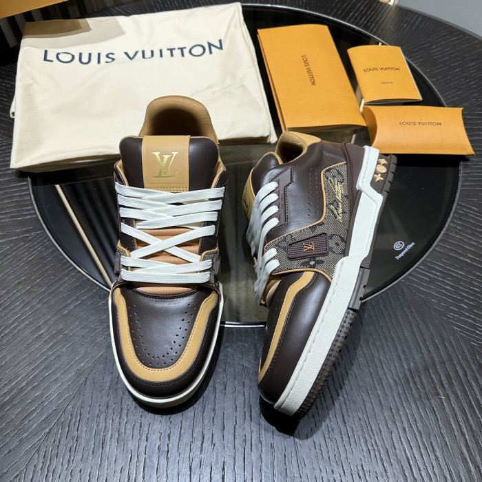LV snekaers L0000771