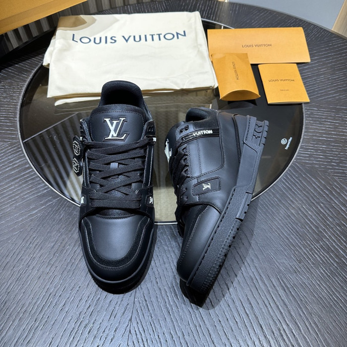 LV snekaers L0000778