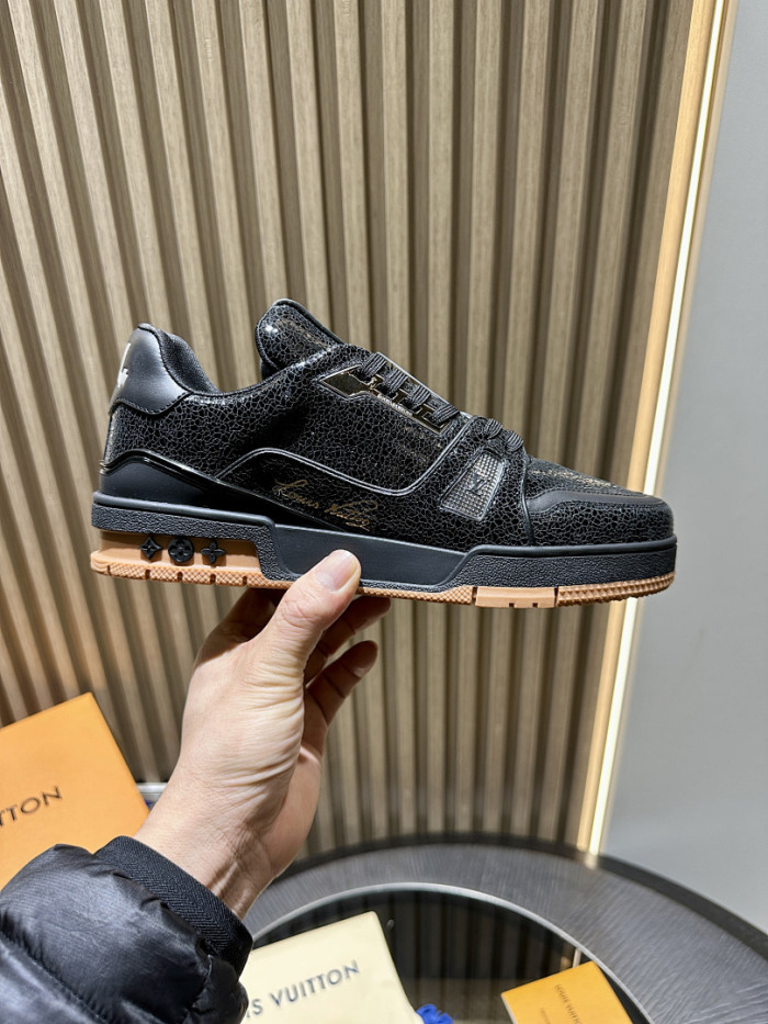 LV snekaers L0000707