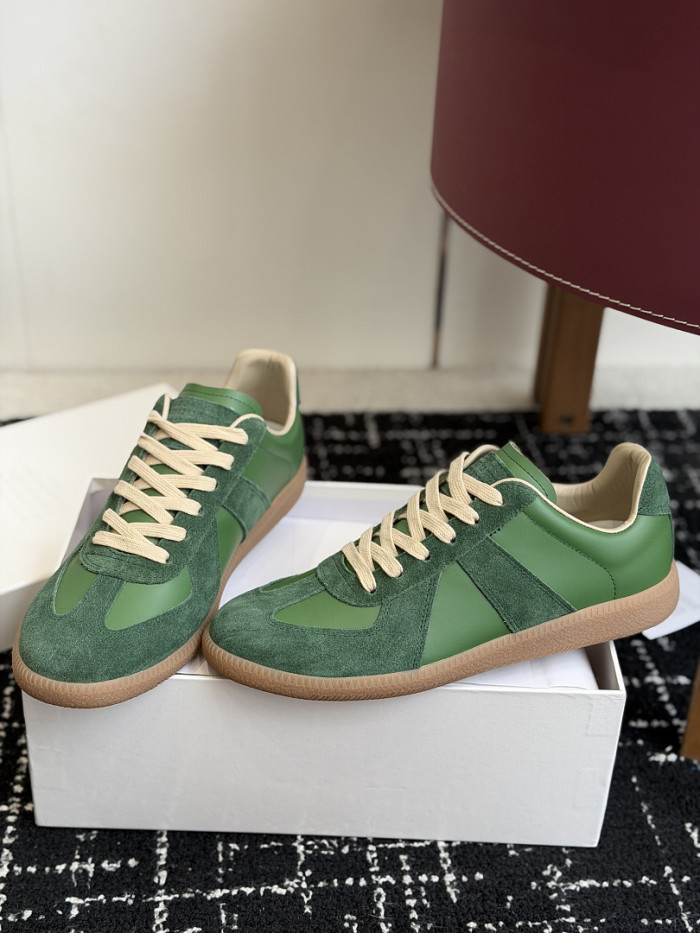 Ma1s0n Marg*e1a CALFSKIN S57WS0386
