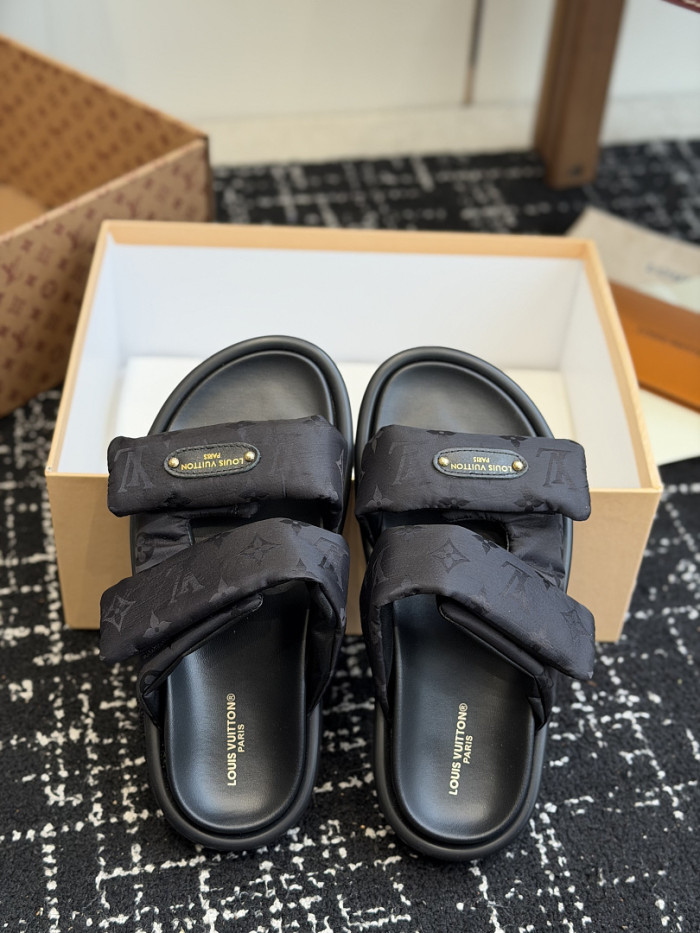 L&V sandal 249