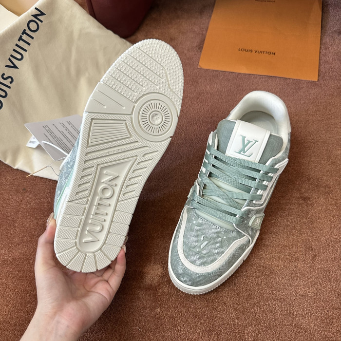 LV snekaers L0000816