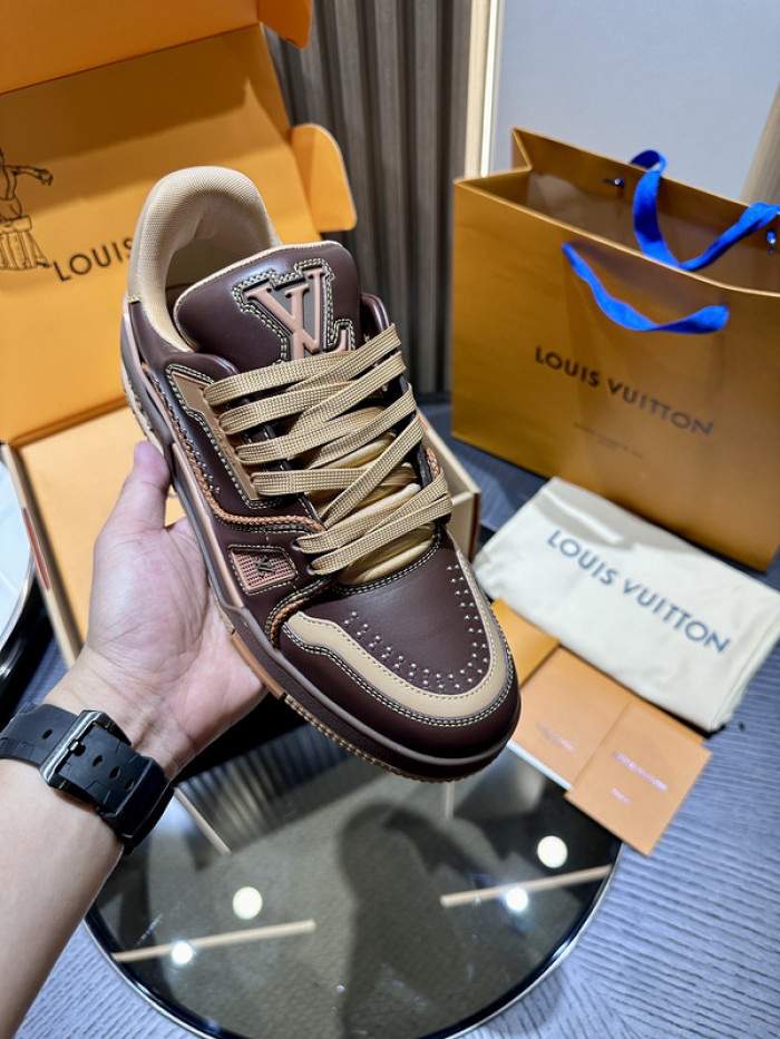 LV snekaers L0000357