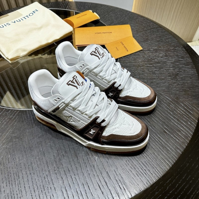 LV snekaers L0000673