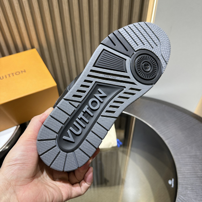 LV snekaers L0000698