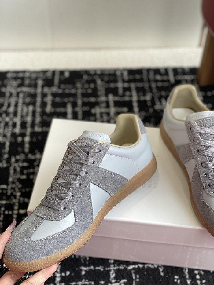 MAISON MARGIELA CALFSKIN S57WS0320