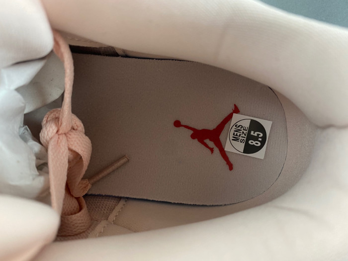 Air Jordan 3 WMNS "Valentine