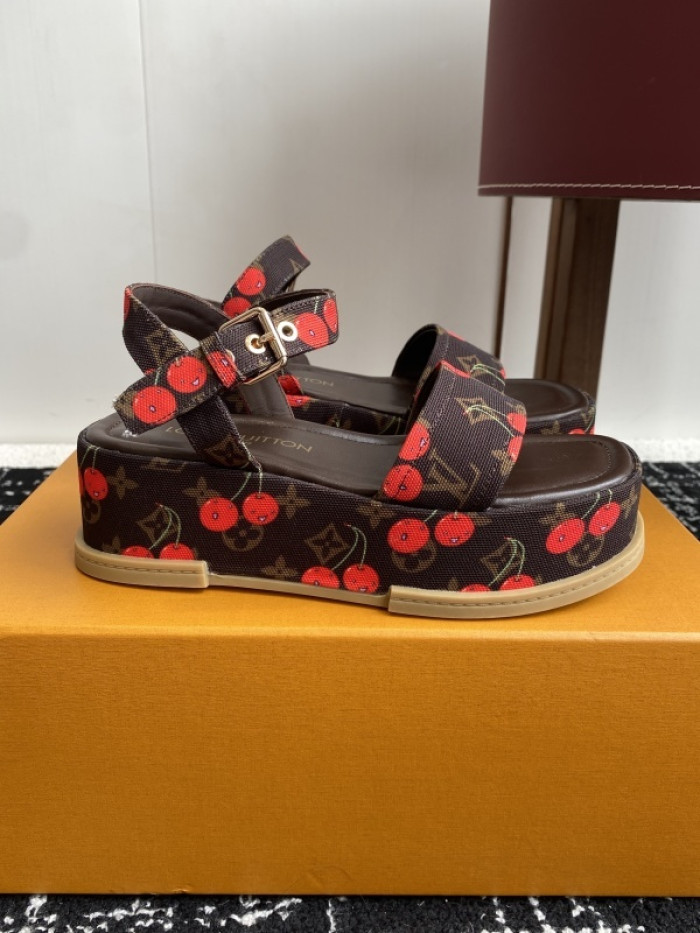L&V sandal 236