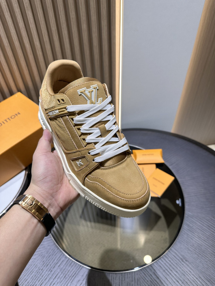 LV snekaers L0000397