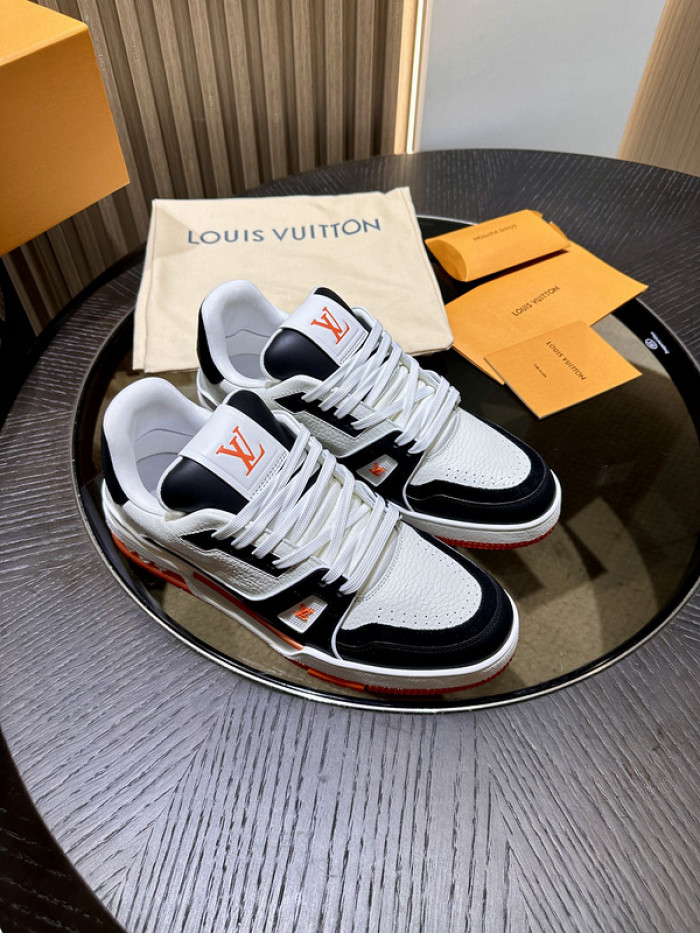 LV snekaers L0000378