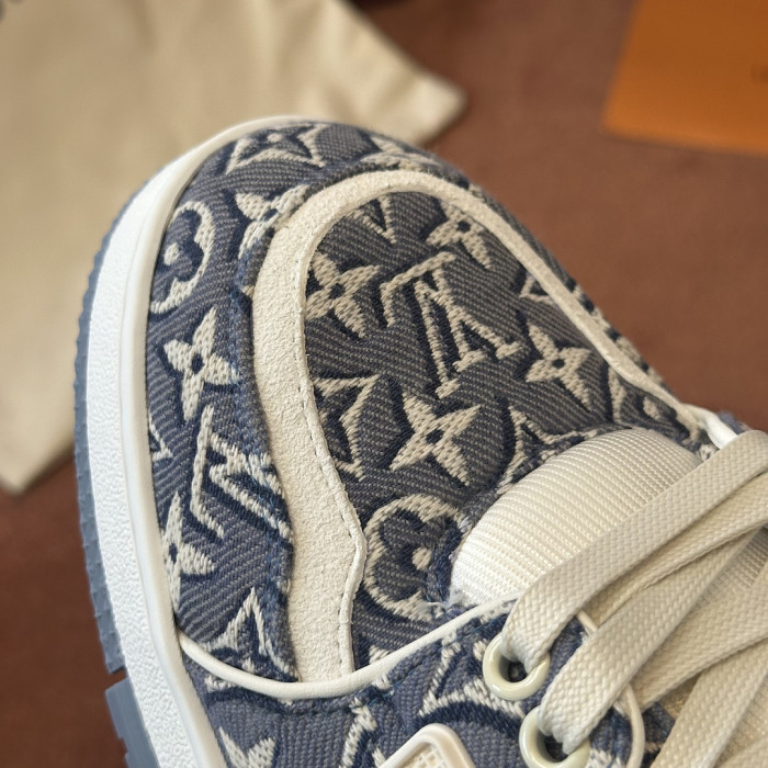 LV snekaers L0000826