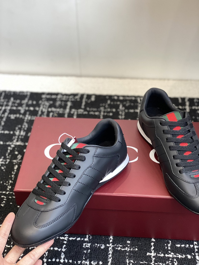 Gv*c* SNEAKER GC198