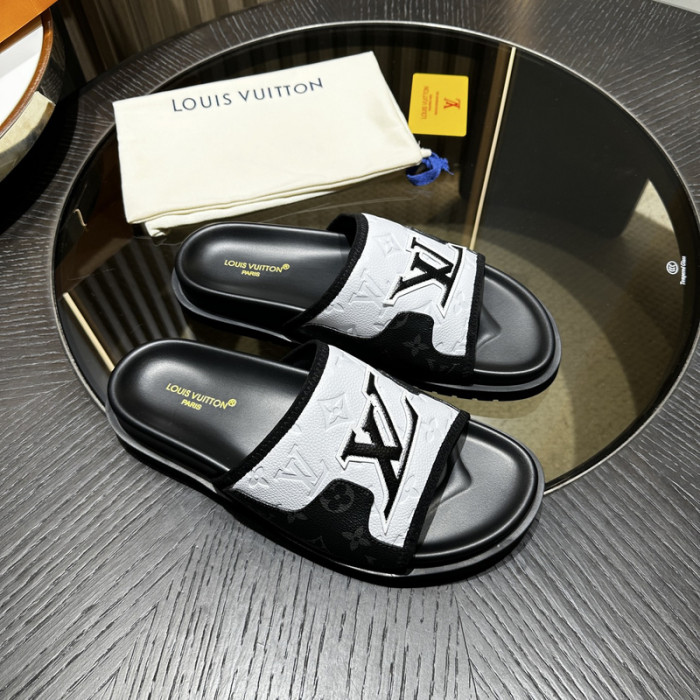 L&V sandal 165