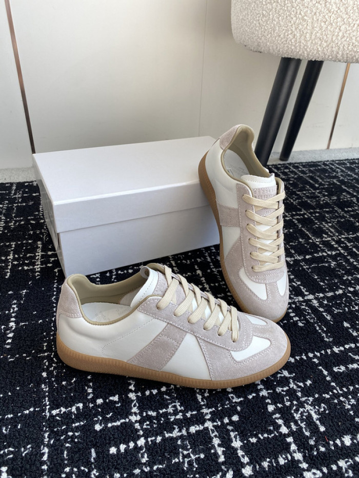 MAISON MARGIELA CALFSKIN S57WS0274