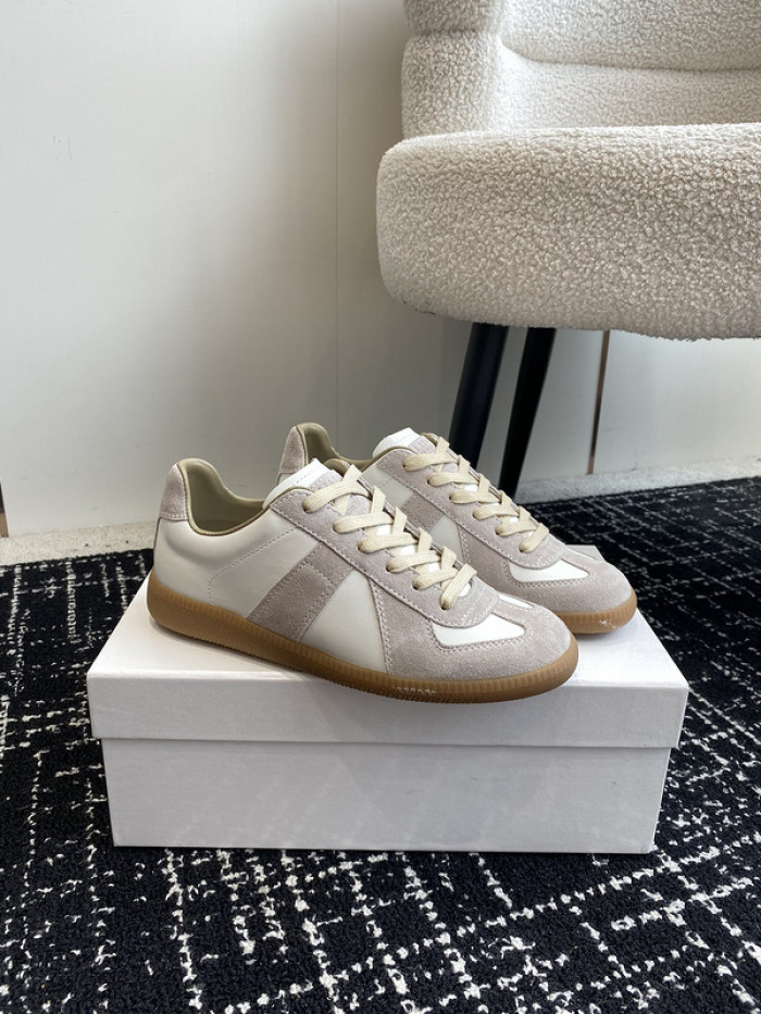 MAISON MARGIELA CALFSKIN S57WS0274