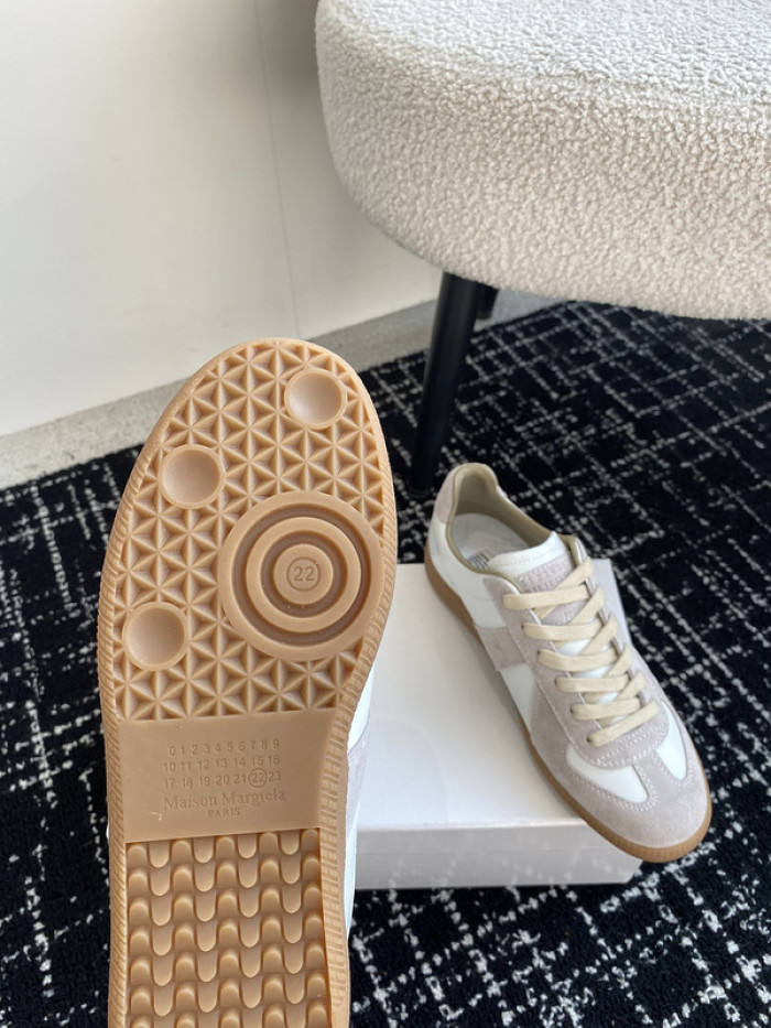 MAISON MARGIELA CALFSKIN S57WS0274