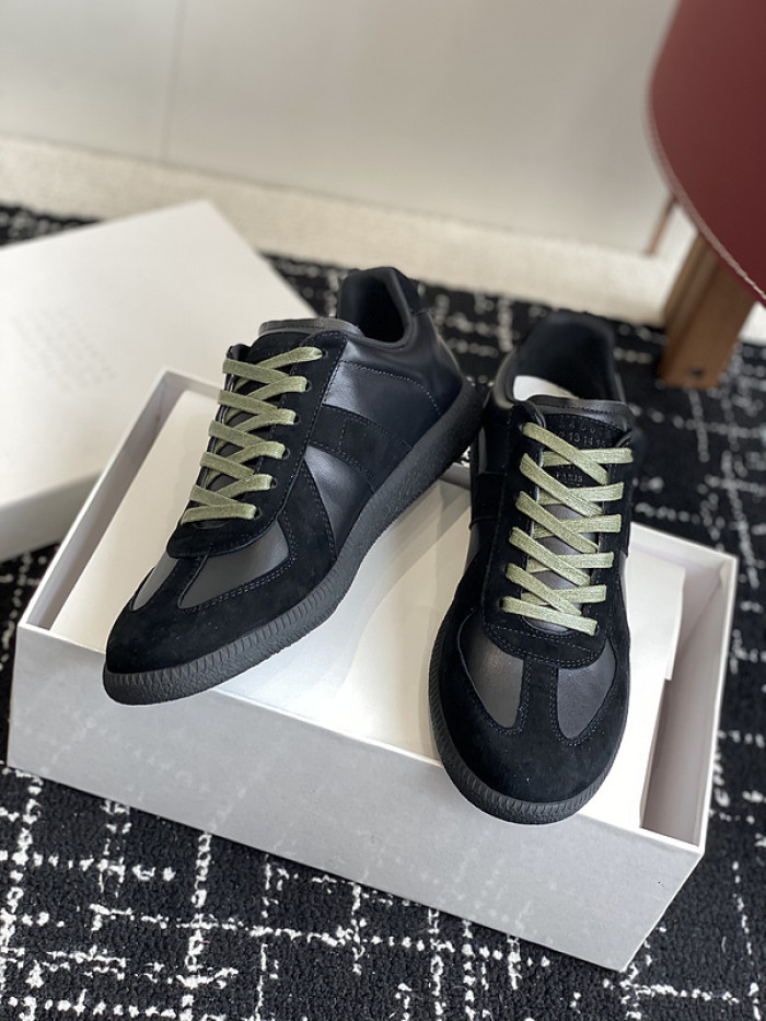 MAISON MARGIELA CALFSKIN S57WS0298