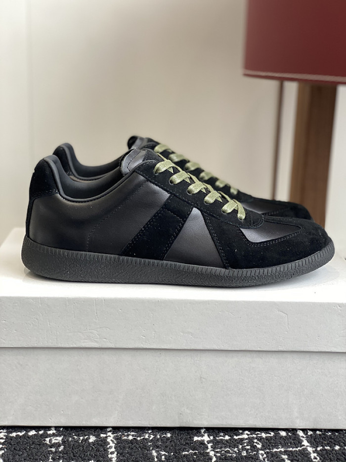 MAISON MARGIELA CALFSKIN S57WS0298