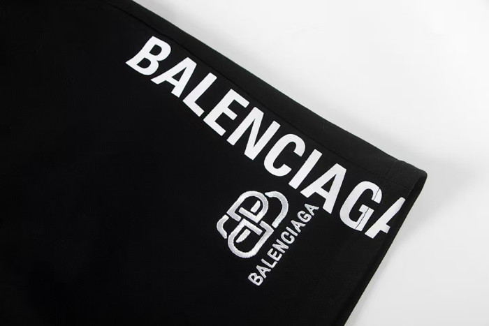 Balenciag* SHORTS Bh114