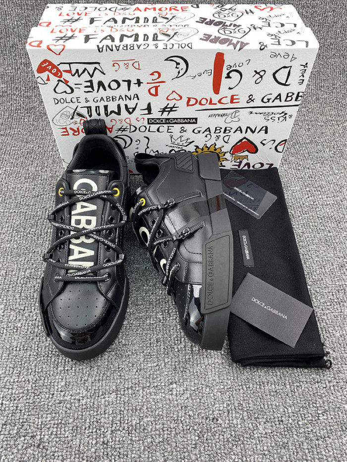 DG Sneaker DG49