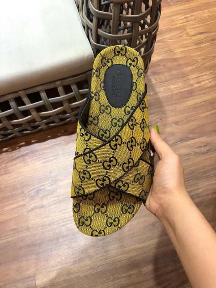 Gucc* Sandal142