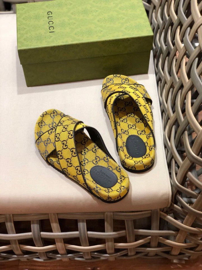Gucc* Sandal142