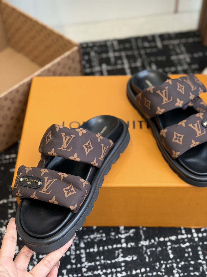 L&V sandal 250