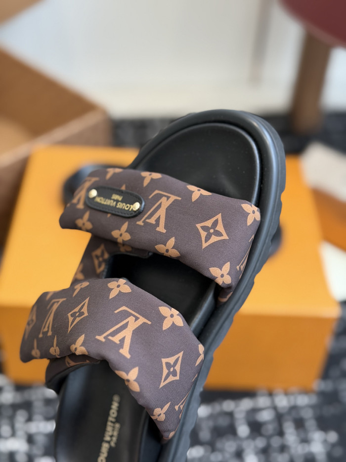 L&V sandal 250