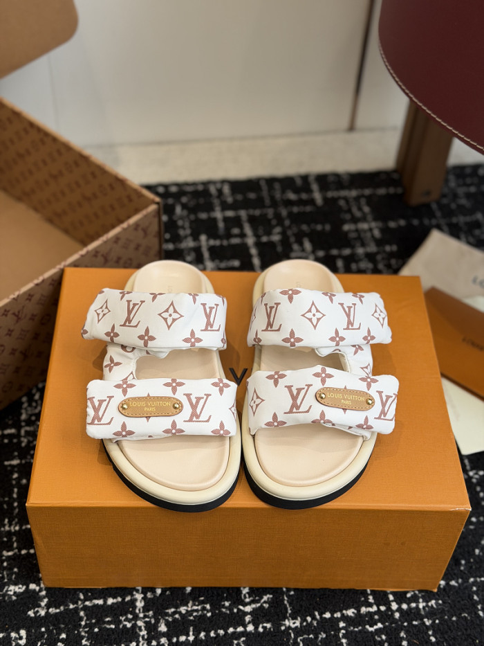 L&V sandal 251