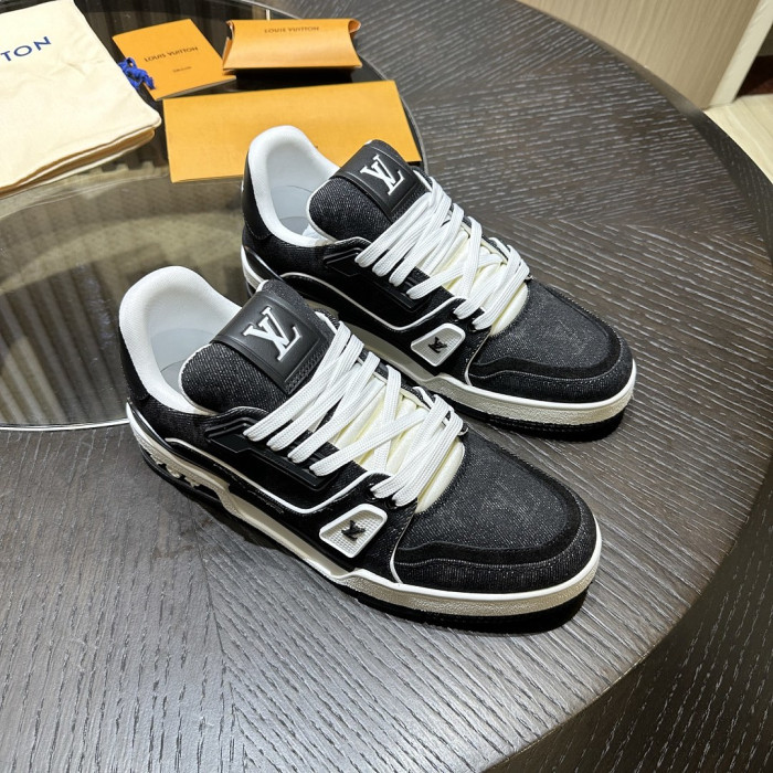 LV snekaers L0000904
